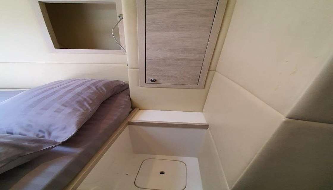 Island Spirit 410