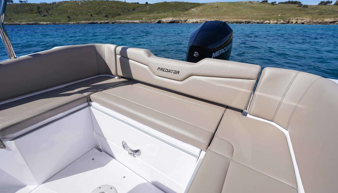 Predator 700