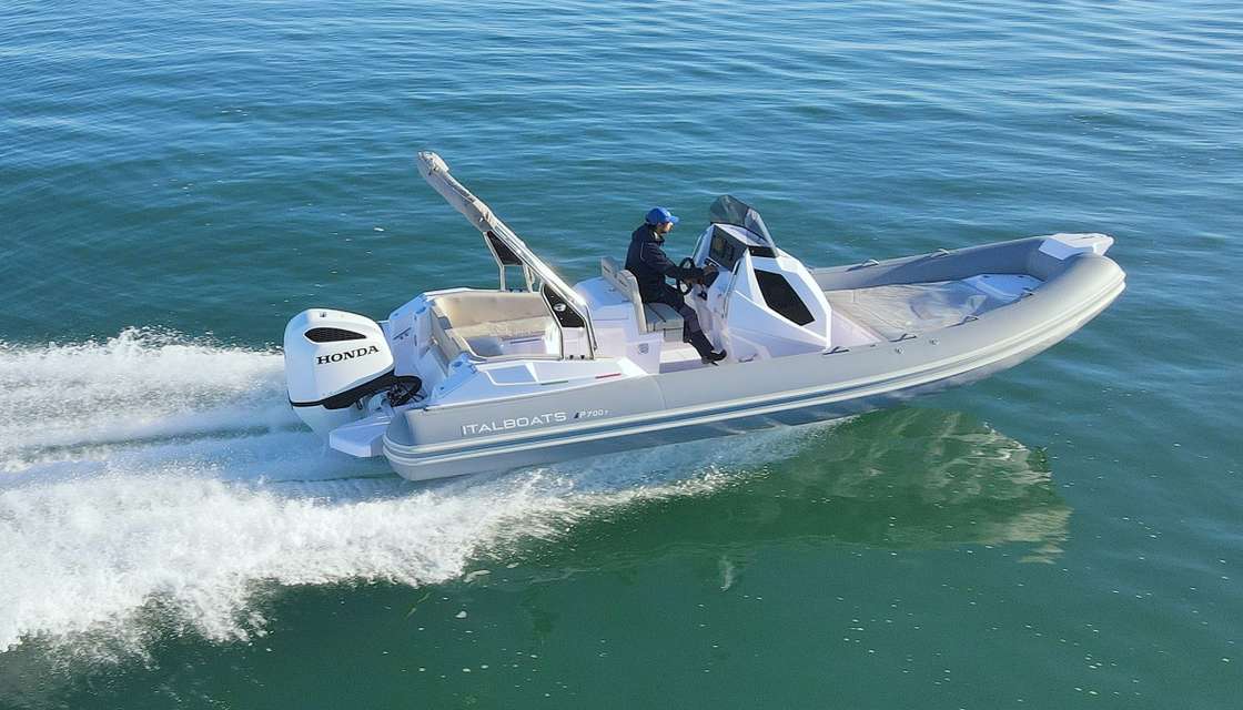 Predator 700