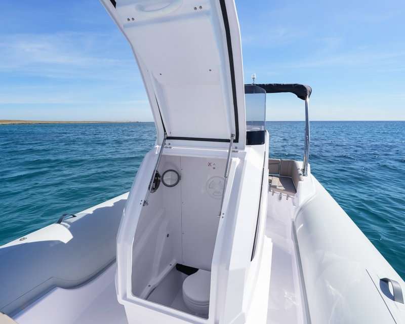 Predator 700