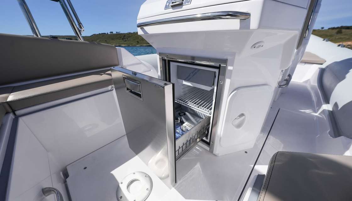 Predator 700