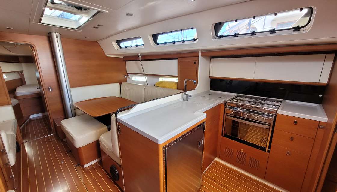 Italia Yachts 13.98