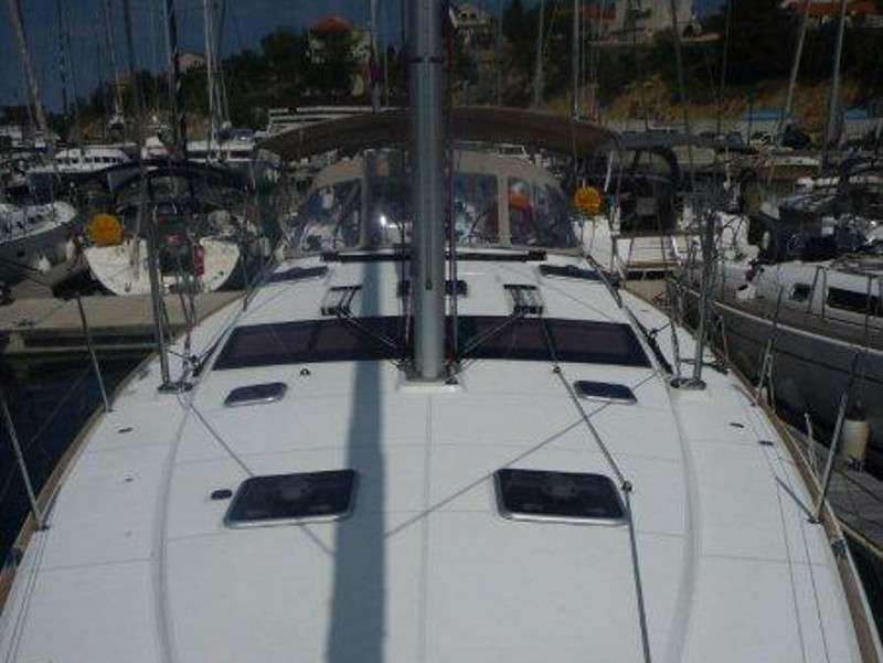 Jeanneau 53