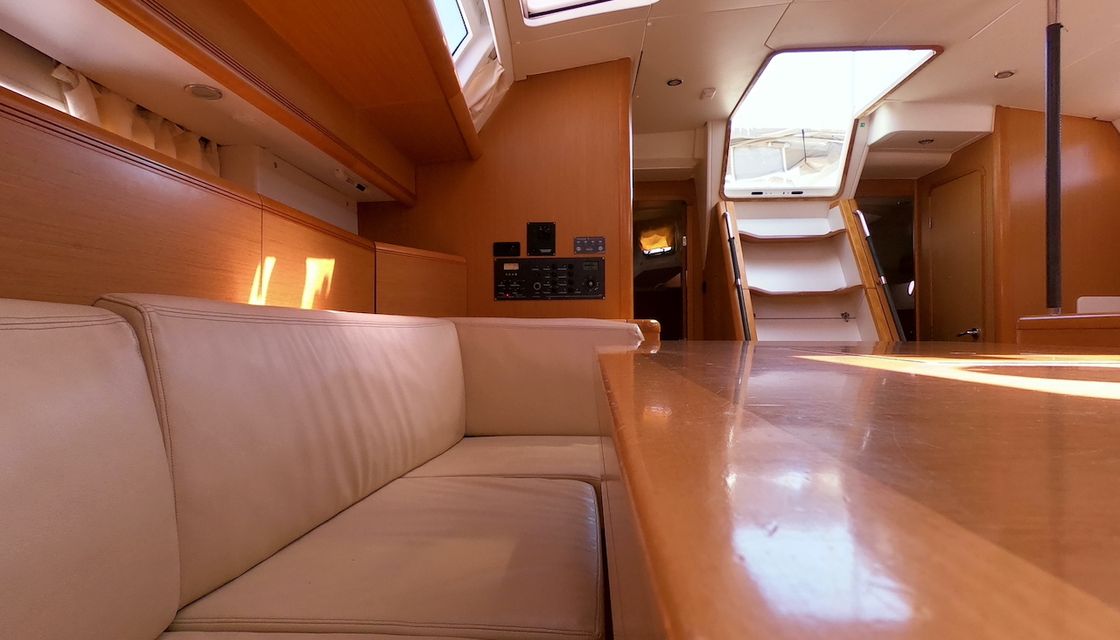Jeanneau 53