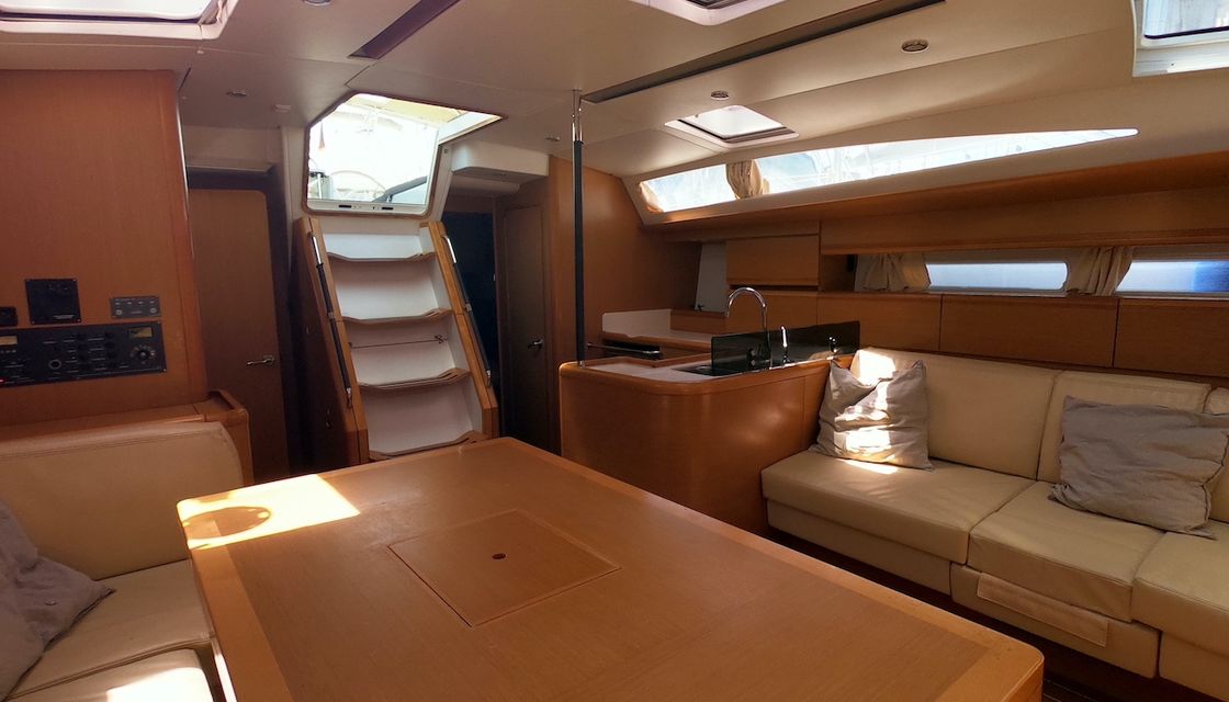 Jeanneau 53