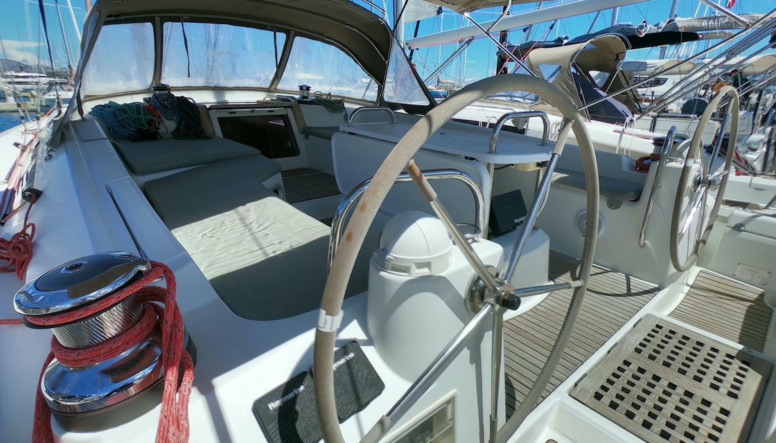 Jeanneau 53