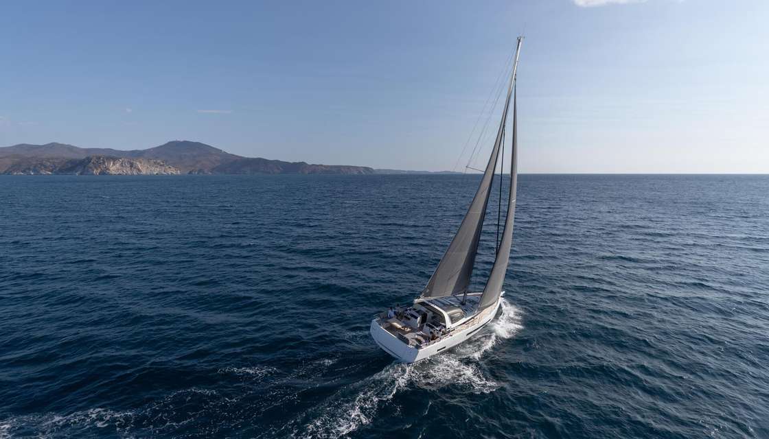 Jeanneau Yachts 55