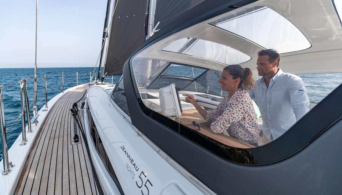 Jeanneau Yachts 55