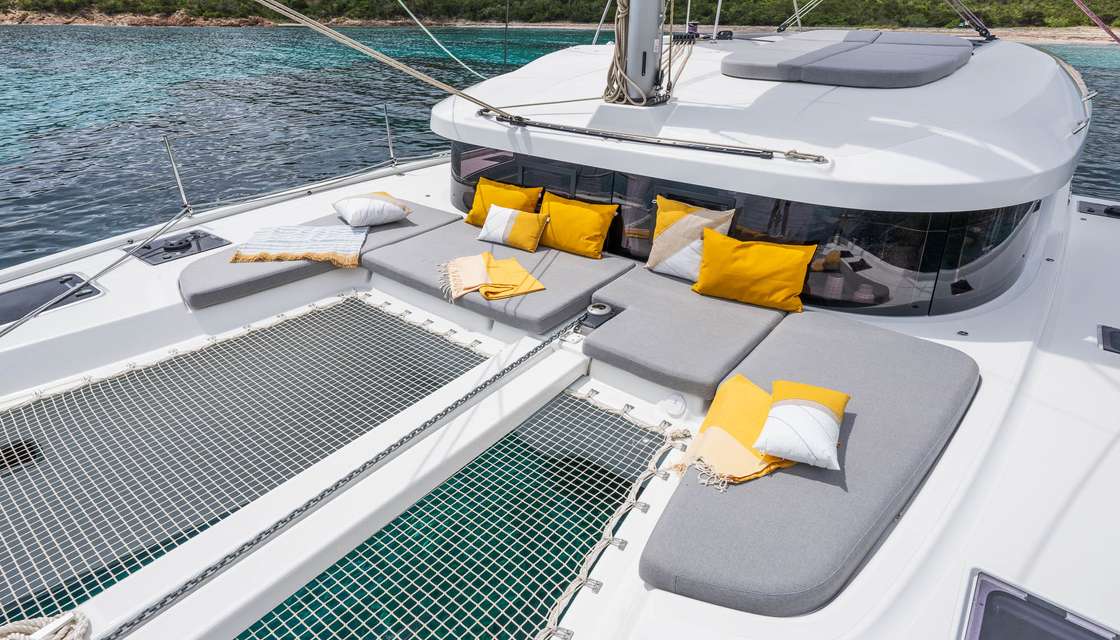 Lagoon 38