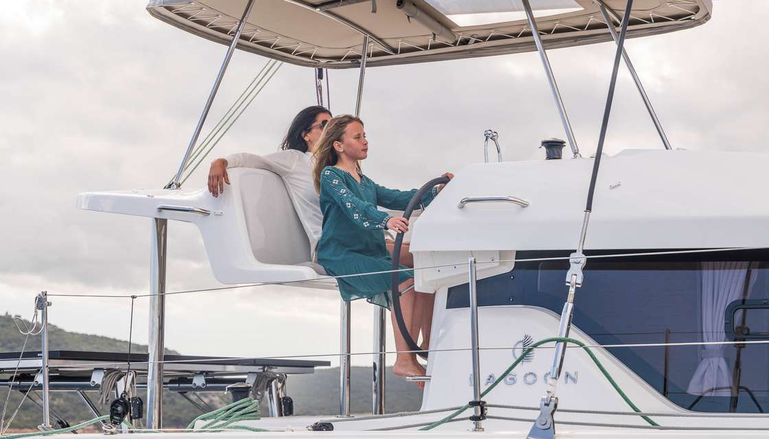 Lagoon 38
