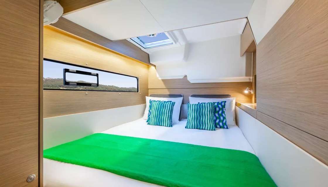 Lagoon 38