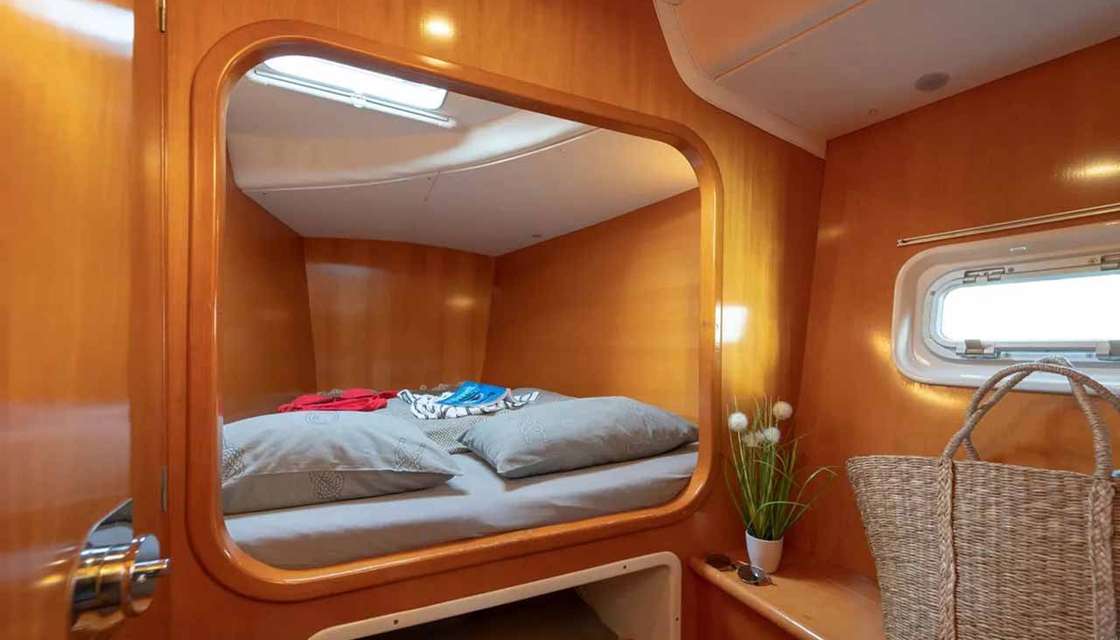 Lagoon 380