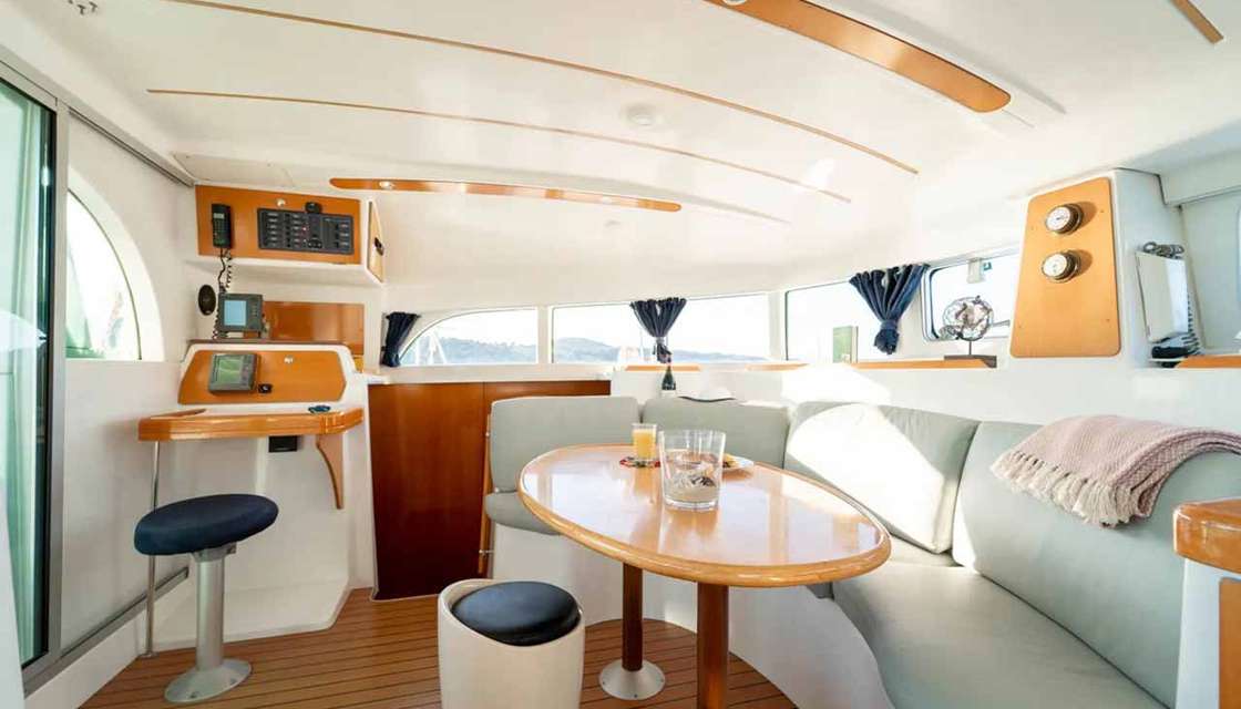 Lagoon 380