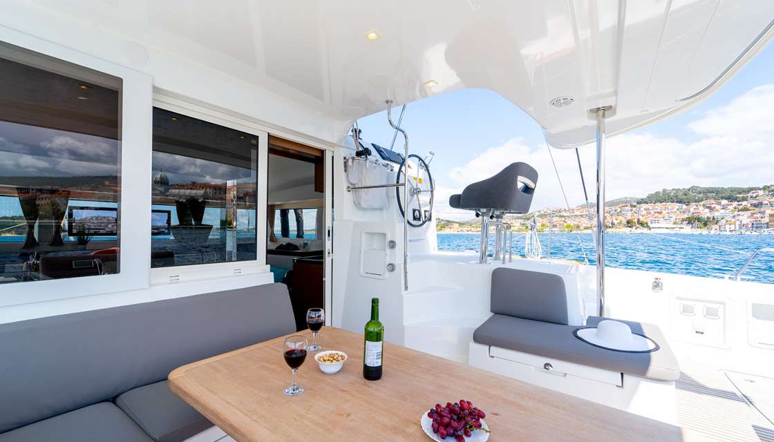 Lagoon 40