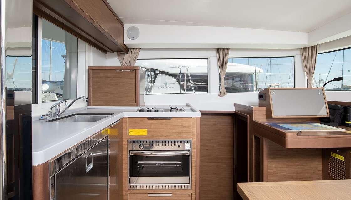 Lagoon 40
