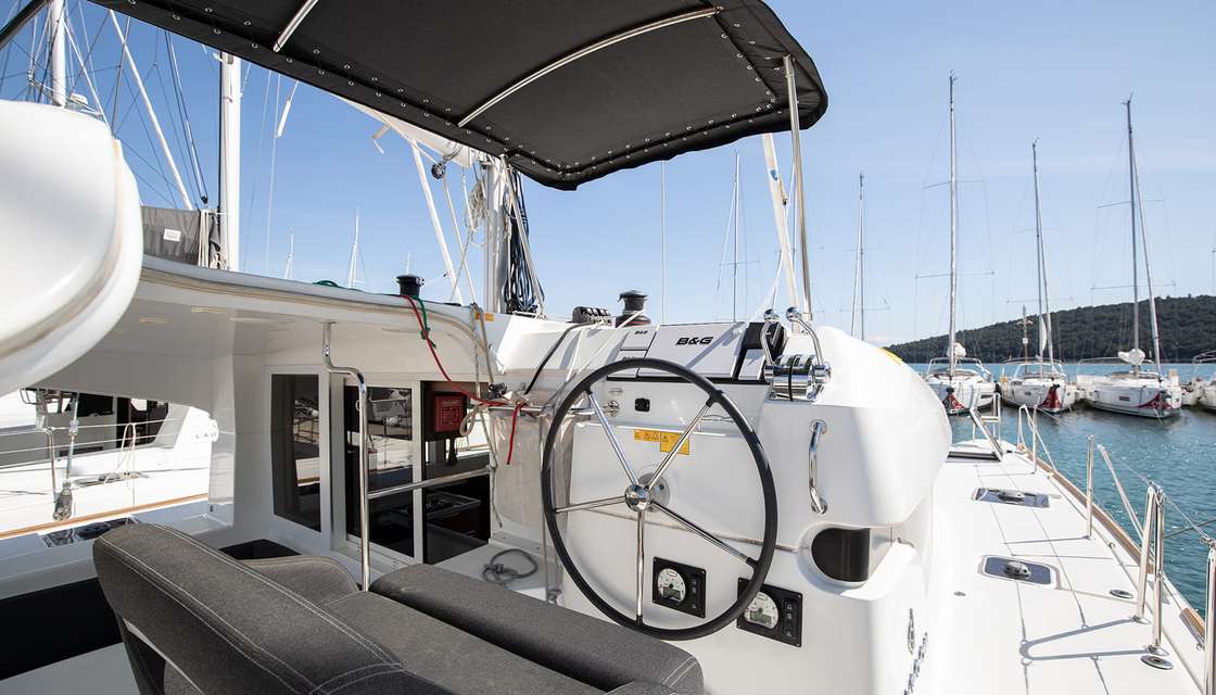 Lagoon 40