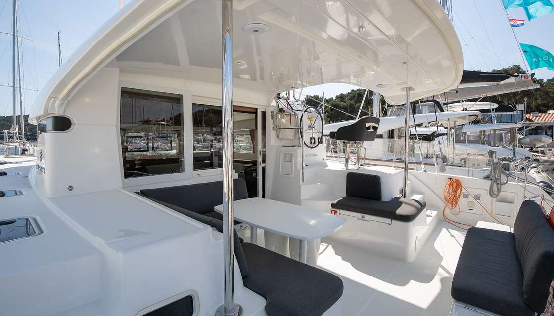 Lagoon 40