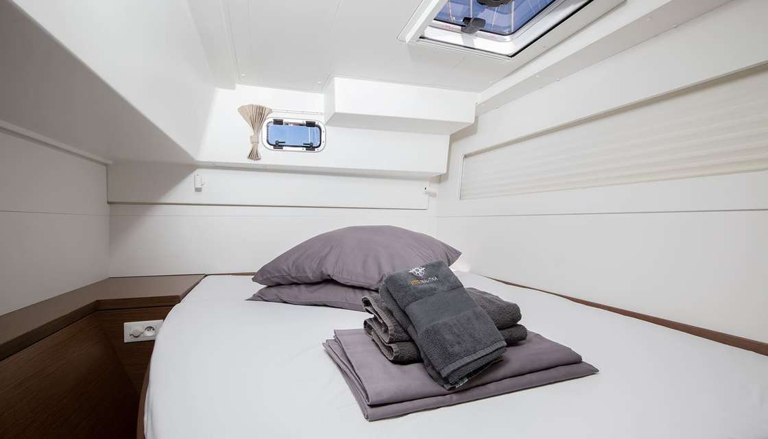 Lagoon 40