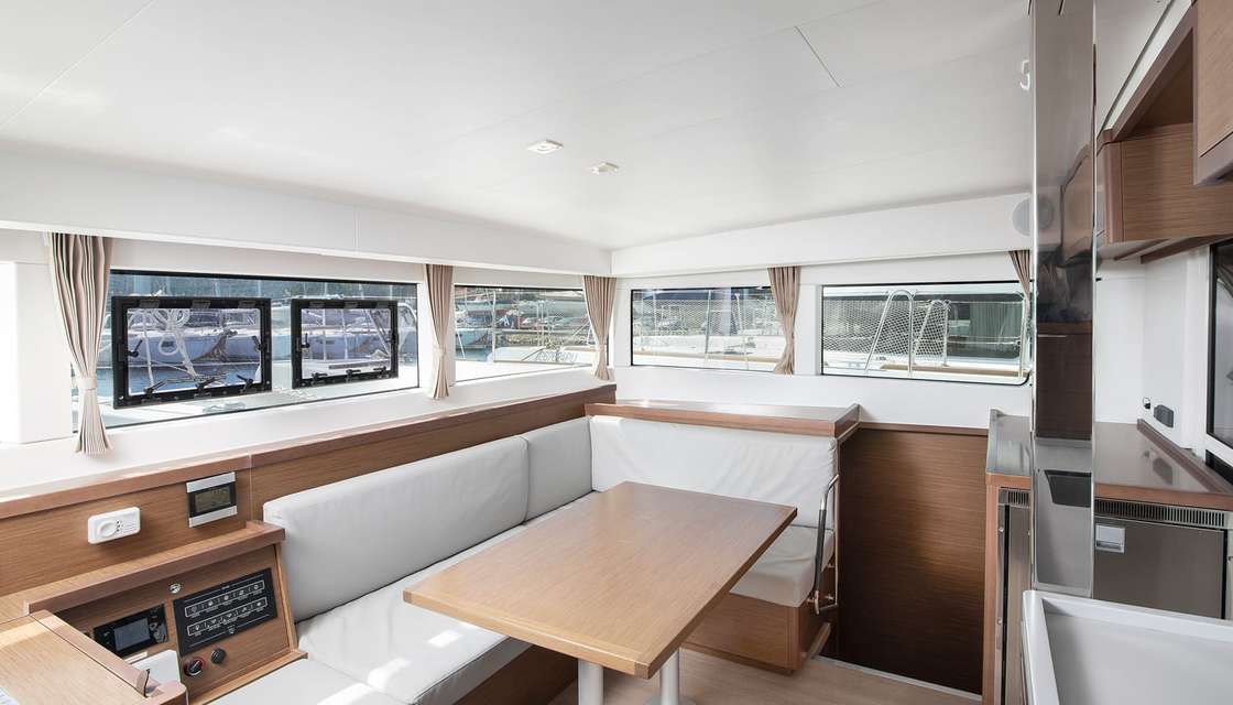 Lagoon 40