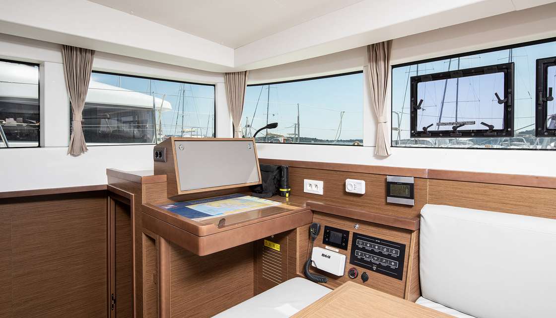 Lagoon 40
