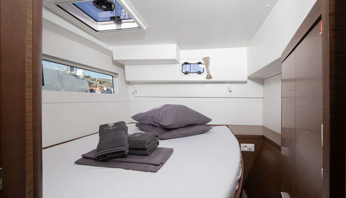 Lagoon 40