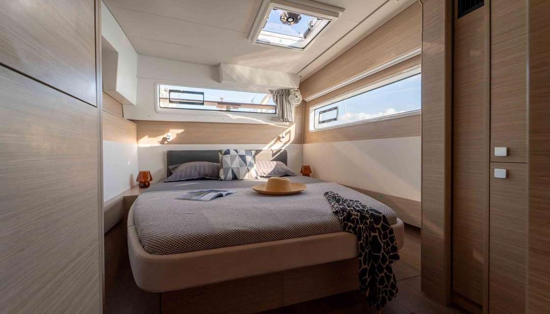 Lagoon 43