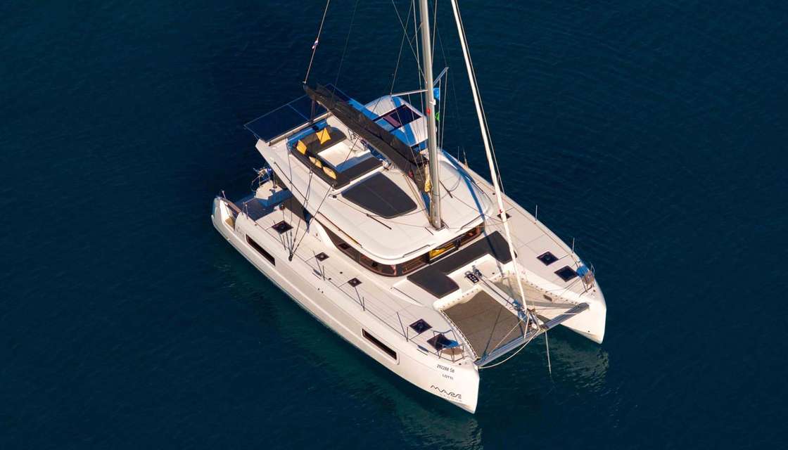 Lagoon 43
