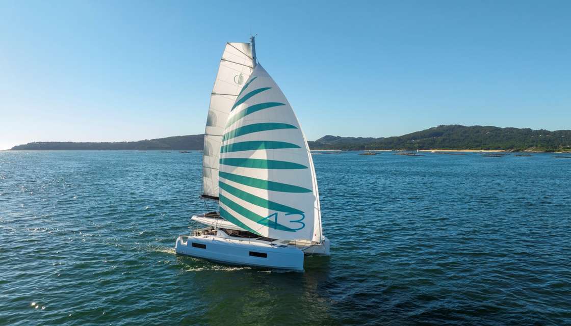 Lagoon 43