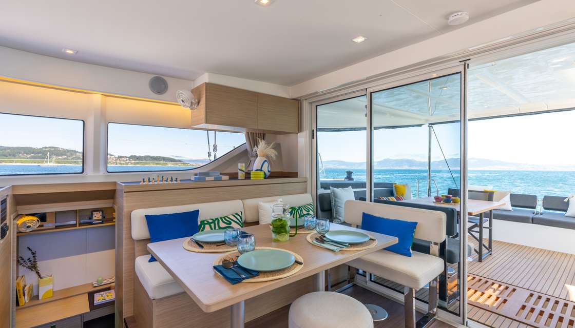Lagoon 43
