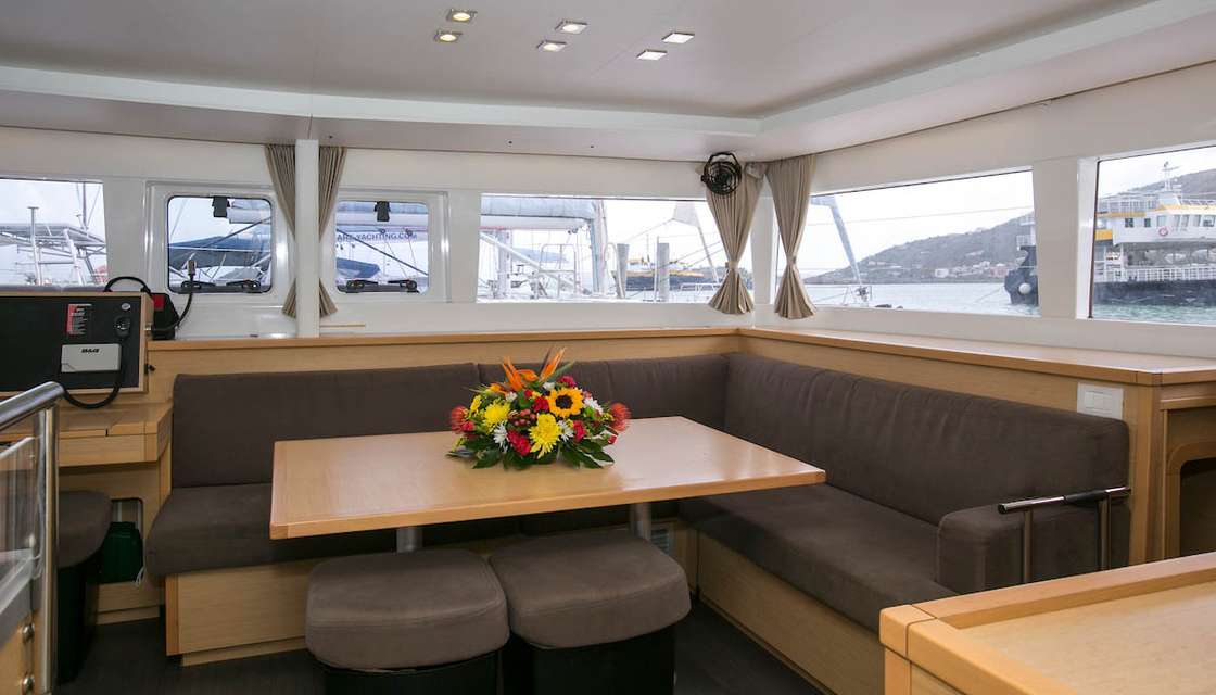 Lagoon 450 F