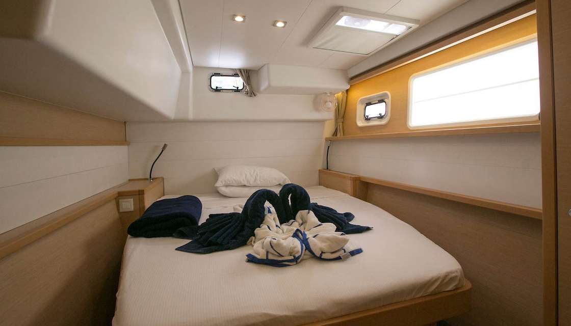 Lagoon 450 F