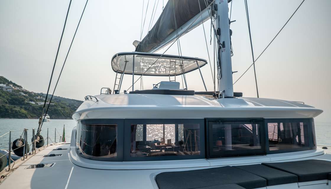 Lagoon 51