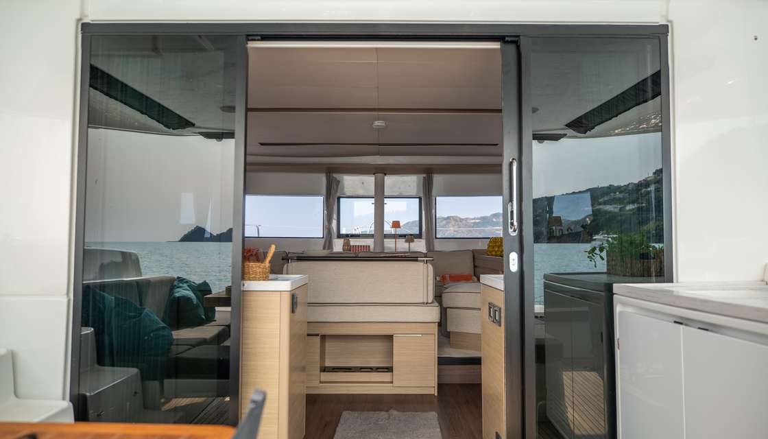 Lagoon 51
