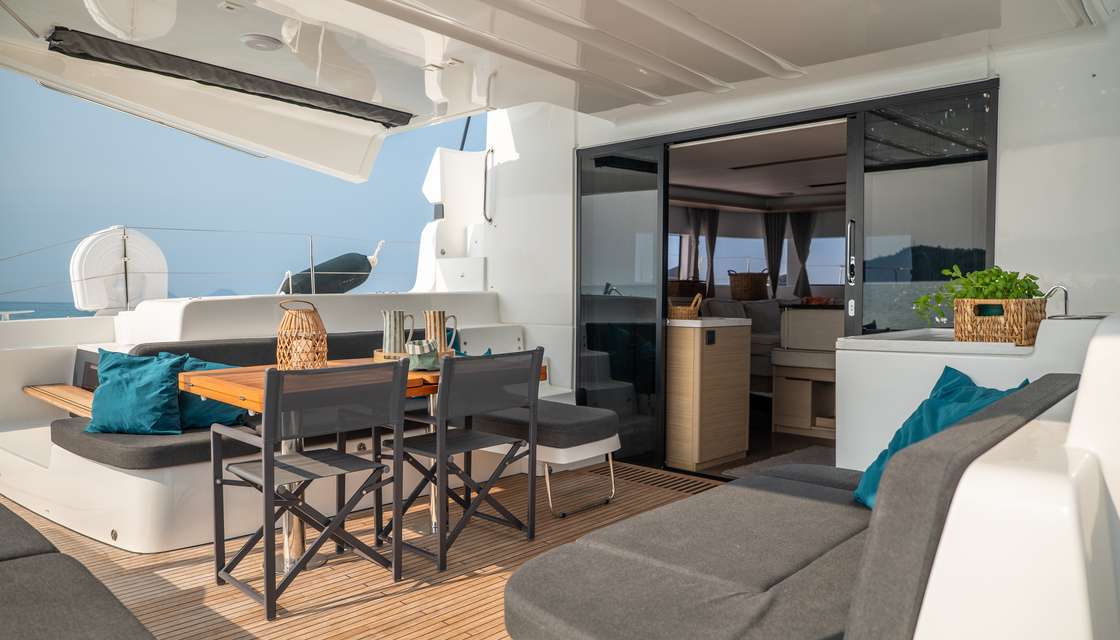 Lagoon 51