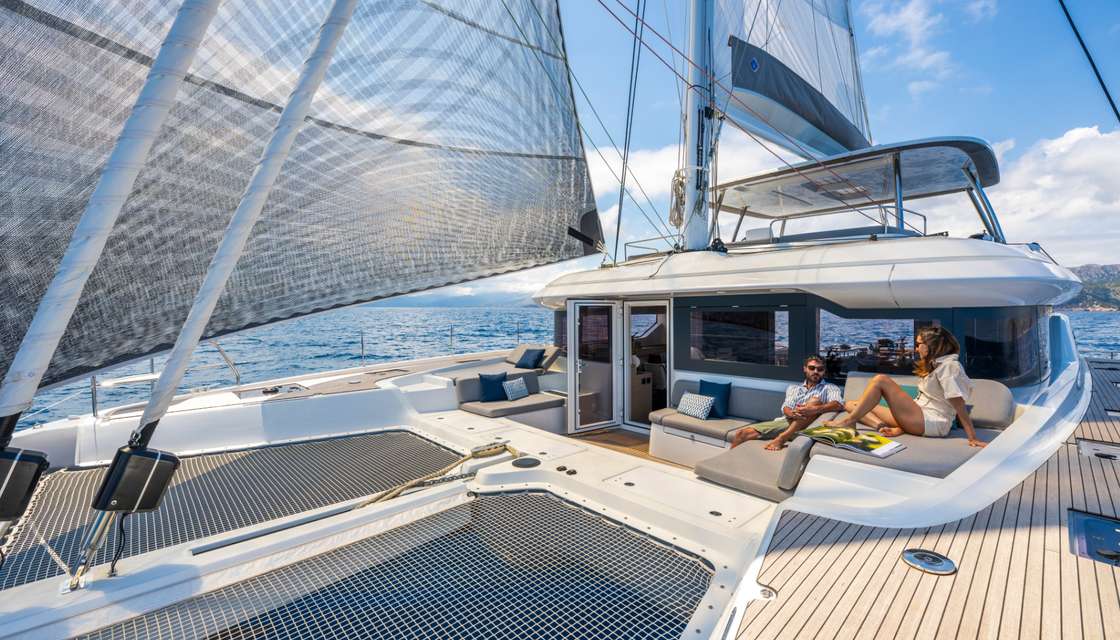 Lagoon 60