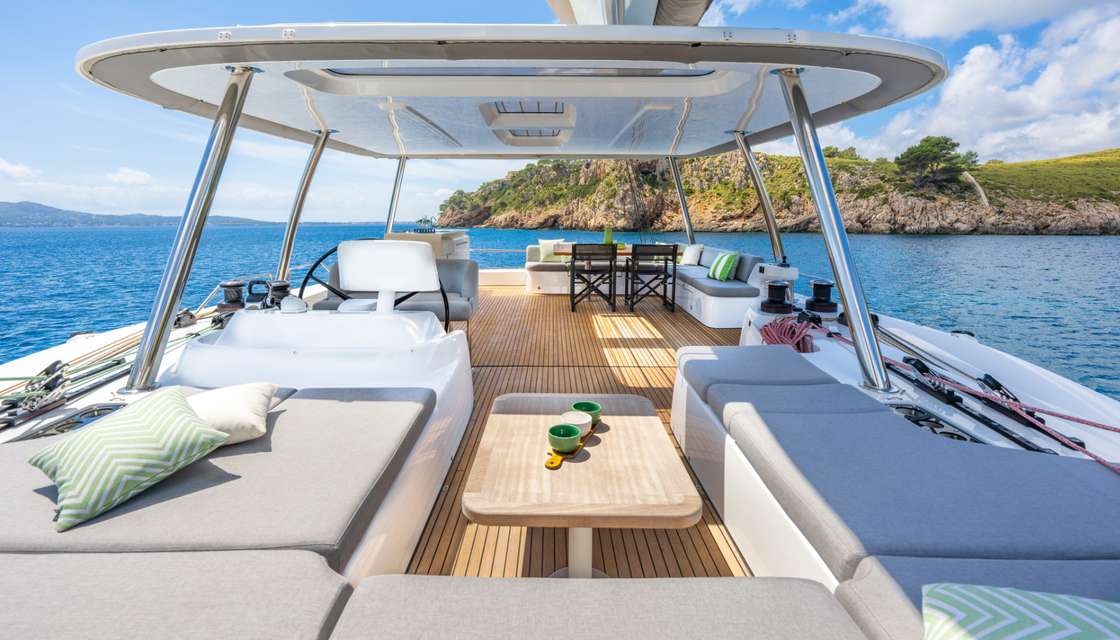 Lagoon 60