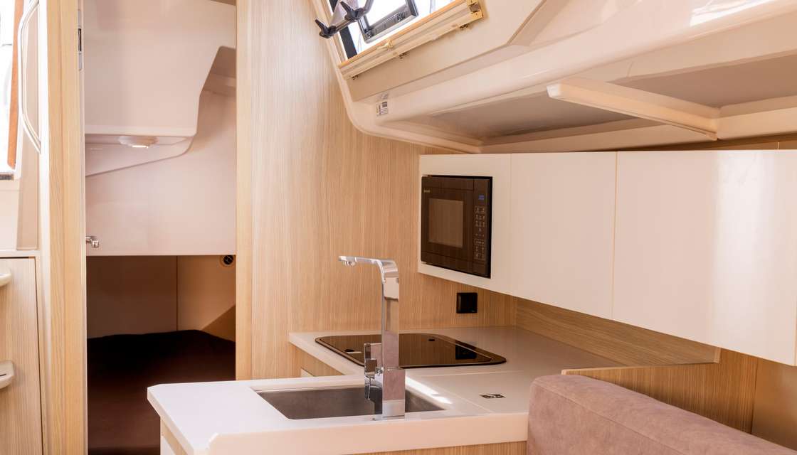 Maxus 34