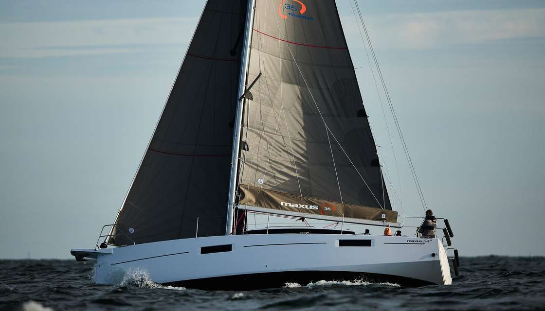 Maxus 35