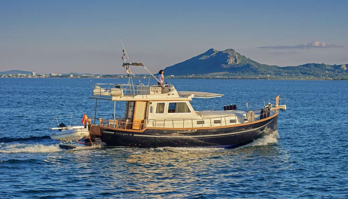 Menorquin Yacht 160