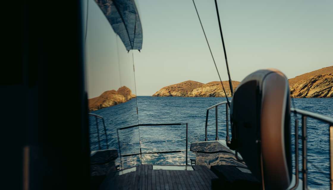 Moon Yacht 65