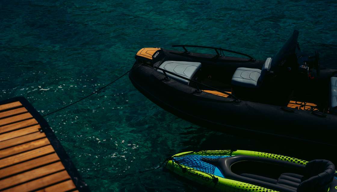 Moon Yacht 65