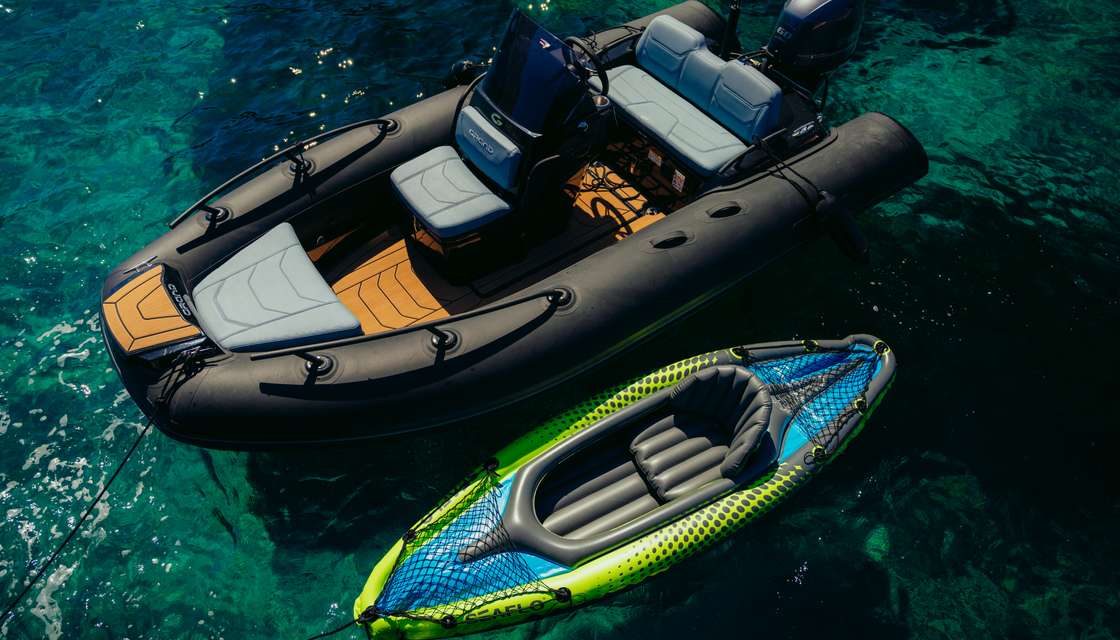 Moon Yacht 65