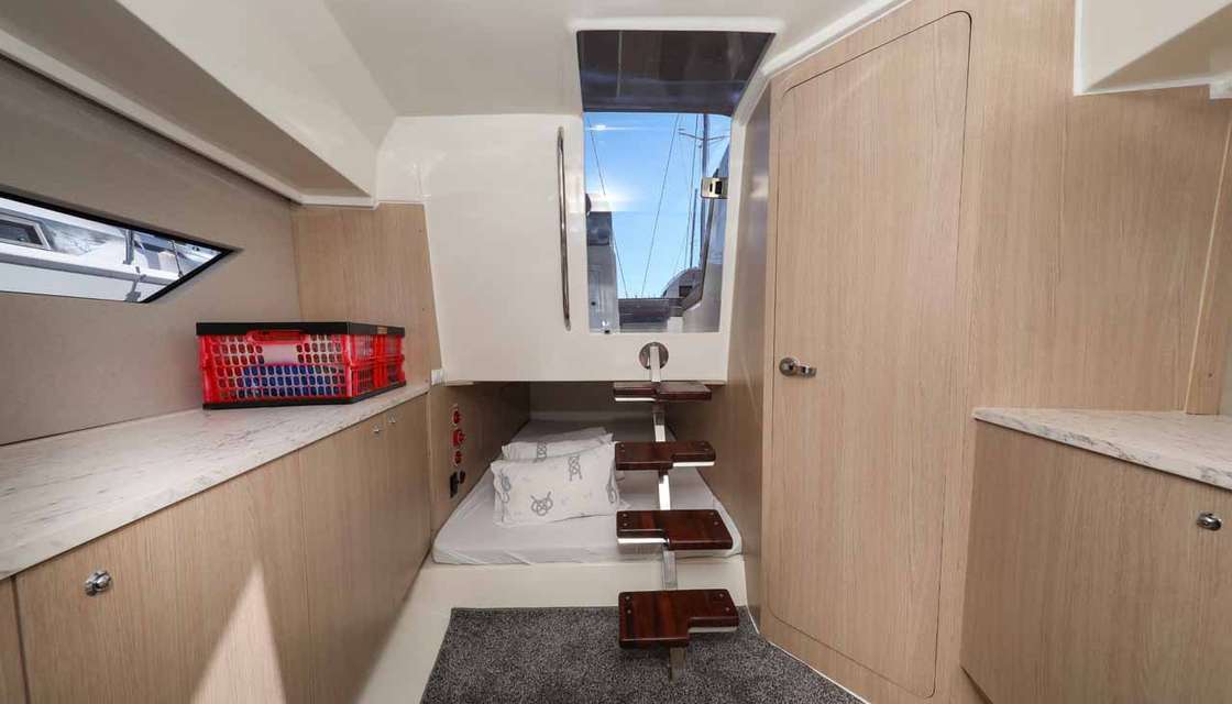 Nuva M9 Cabin