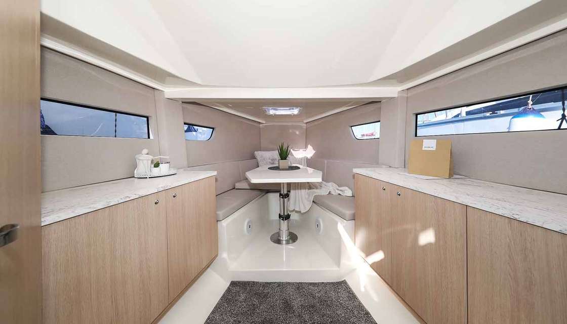 Nuva M9 Cabin