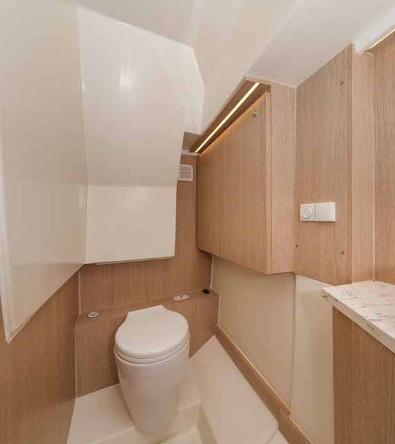 Nuva M9 Cabin