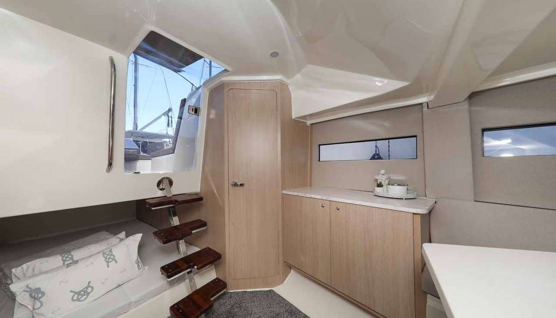 Nuva M9 Cabin