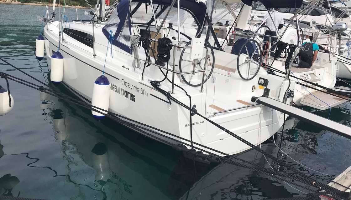 Oceanis 30.1