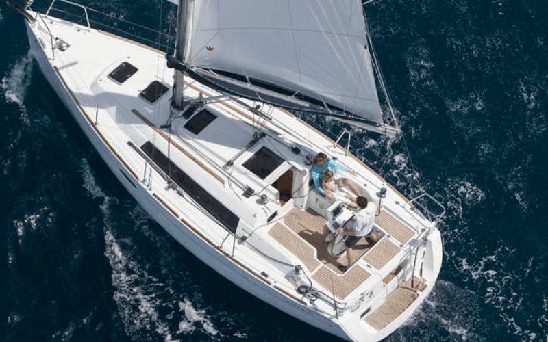 Oceanis 31