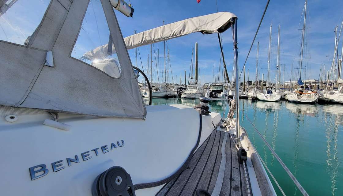 Oceanis 31