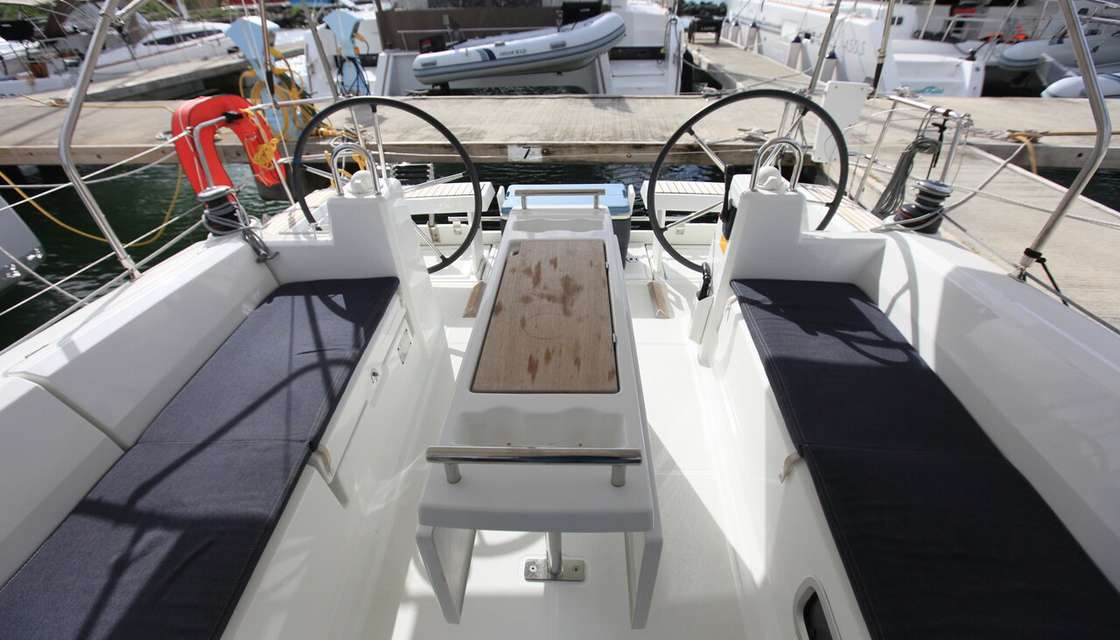 Oceanis 35.1